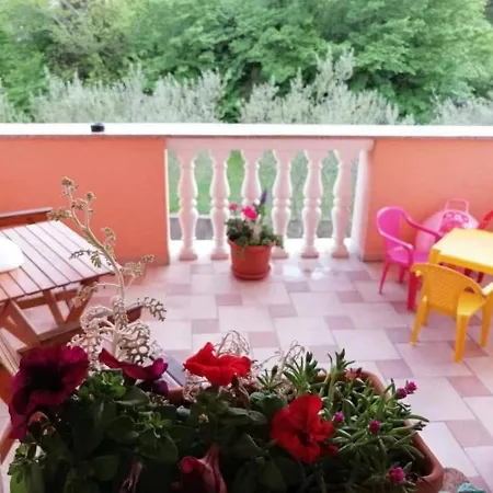 Lana Διαμέρισμα *